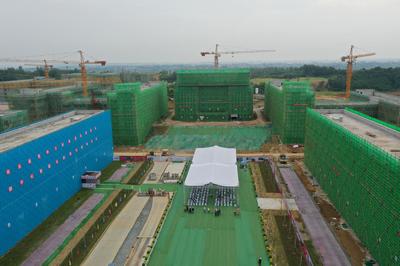 我市舉行建設工程安全質量標準化施工現場觀摩會