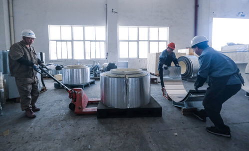 積蘊暖意 釋放活力 從 五一 假期看中國經濟復蘇向好